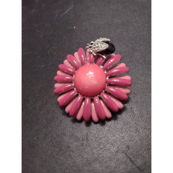 *Sale* Pink flower with ladybug ring - Picture 8 of 9